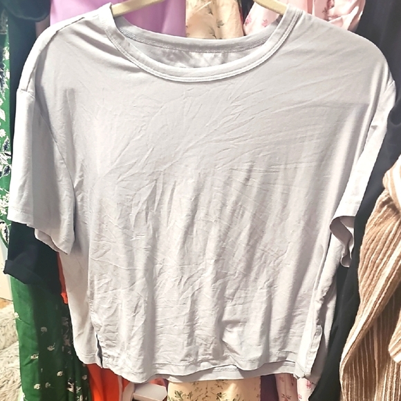 Old Navy Clpud Soft Silver Gray Oversized Tshirt Size M - Picture 1 of 3